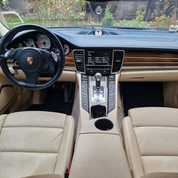 Porsche Panamera Turbo